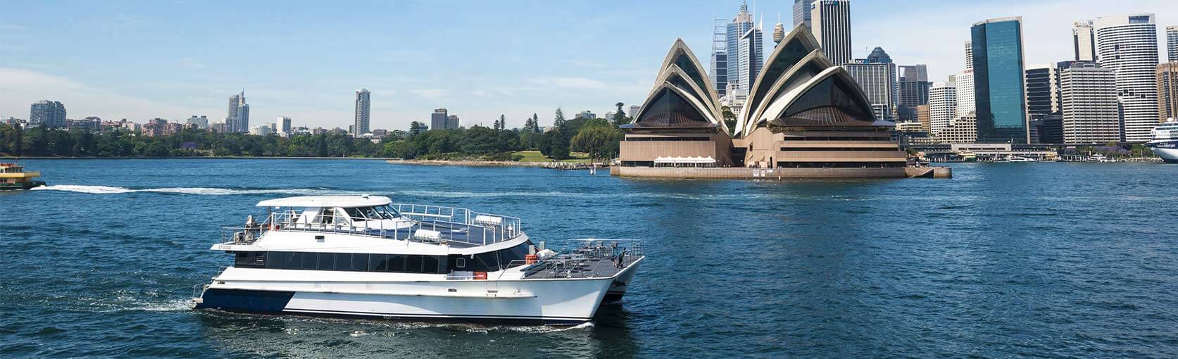 Mothers Day Lunch Cruise on Sydney Harbour – BUFFET Lunch & Drinks